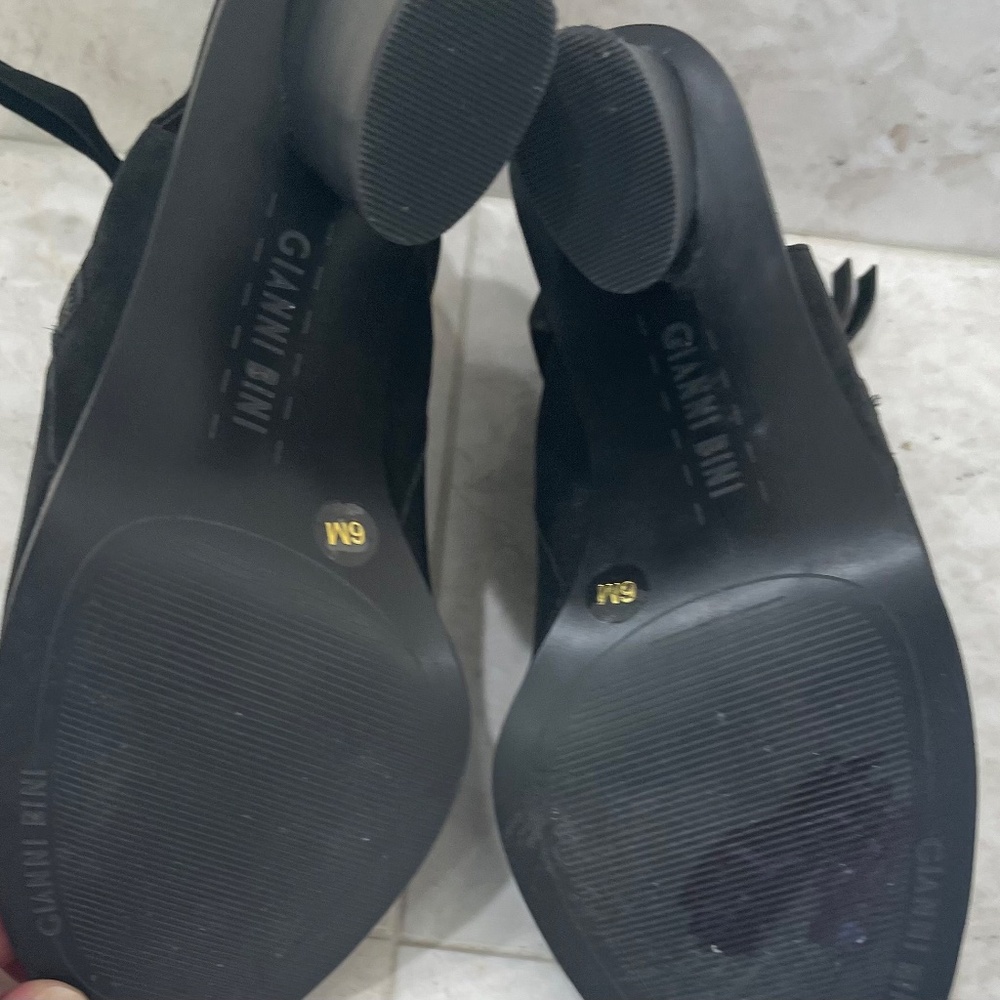 GIANNI BINI {6} Booties Black Suede Block Heel Side Zip "Tylar" - Picture 11 of 13